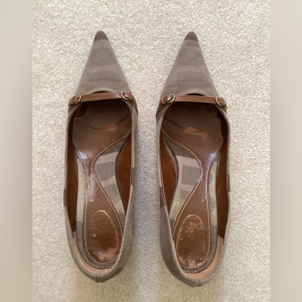 Bally Beige & Brown Canvas Leather Belt Pointed Mules Kitten Heels US 9